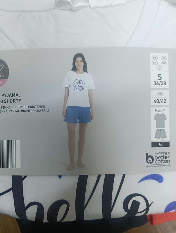 تشيرت وشورت نسائي