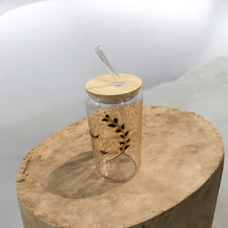 رسم على الزجاج 