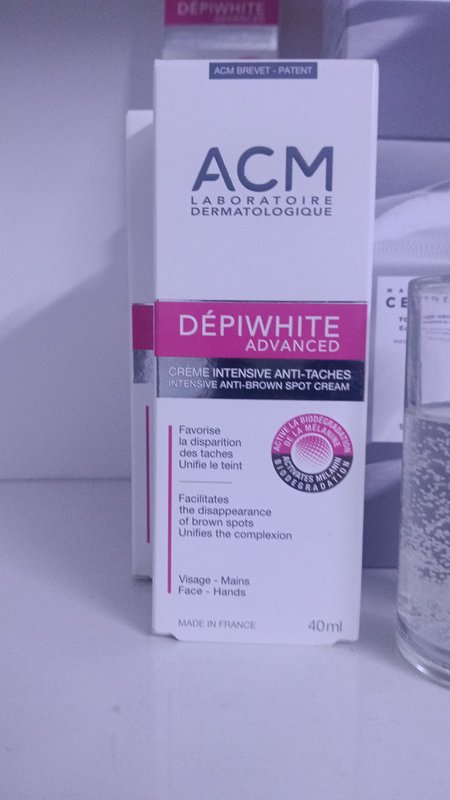 كريم ACM Depiwhite Advancedلتفتيح الوجه